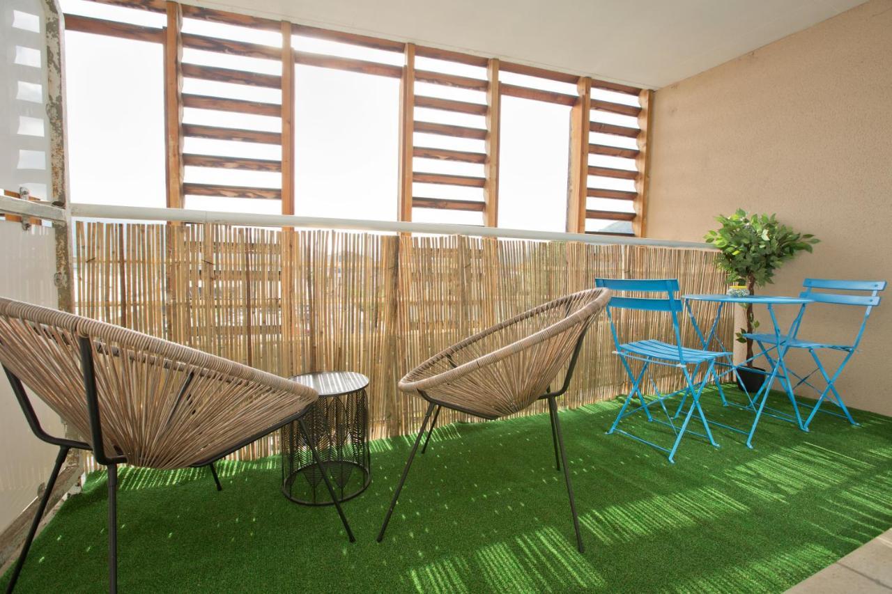 Grand Studio Avec Climatisation, Balcon Proche Gare Centre Ville ลูร์ด ภายนอก รูปภาพ